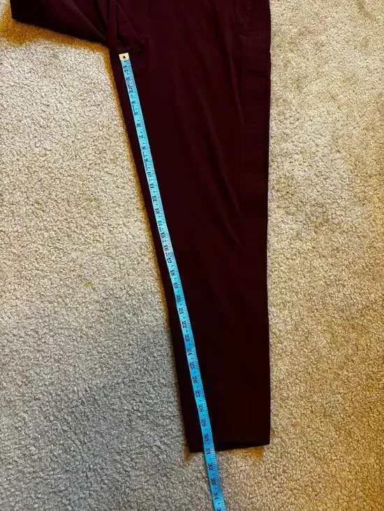 Athleta Uptown Ankle Pant in Burgundy Red Size 12T - Picture 3 of 6
